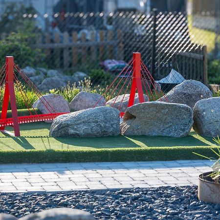 Halens Camping Och Stugby Olofström Esterno foto